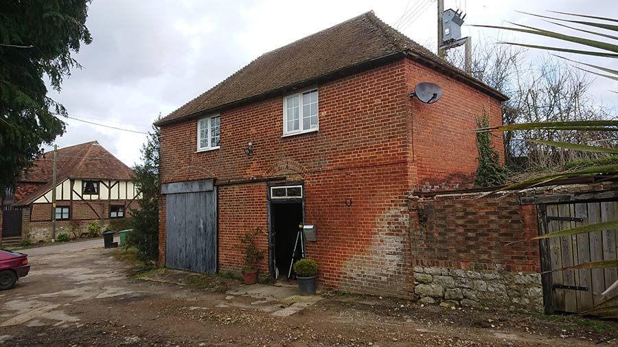 Morry Coach House